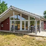 3 Bedroom Lovely In